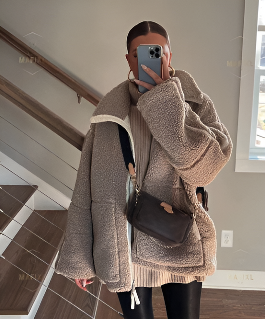 ELSA – MYSIG SHERPAJACKA MED FRAMDRAGKEDJA