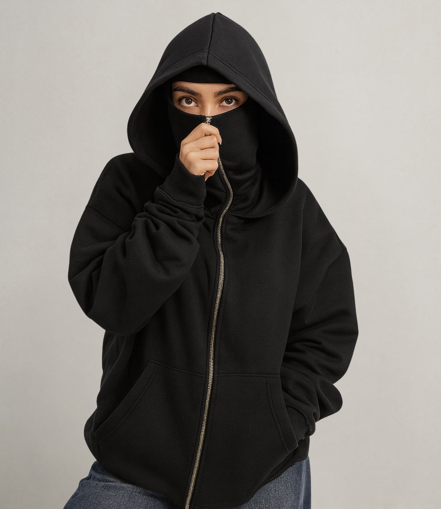 WYLLAR – HEMSTIL STADSPROMENAD HOODIE