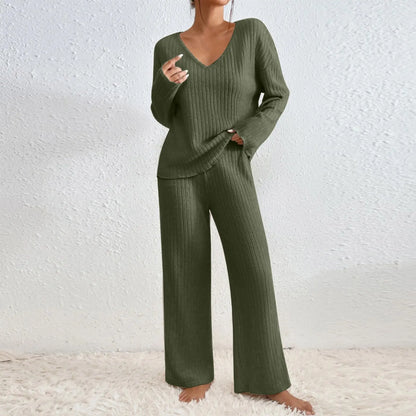 VIVECA - DET MINIMALISTISKA LOUNGEWEARSET
