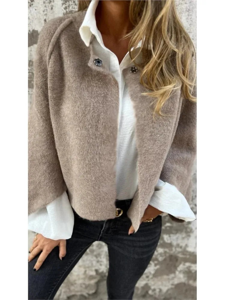 BRITTA - VARDAGSLYXIG LAGER-PÅ-LAGER-KAPPA