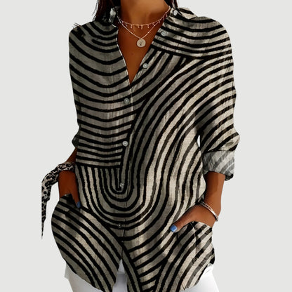 Lilou™ - Vardaglig Blus med Färgglad Design