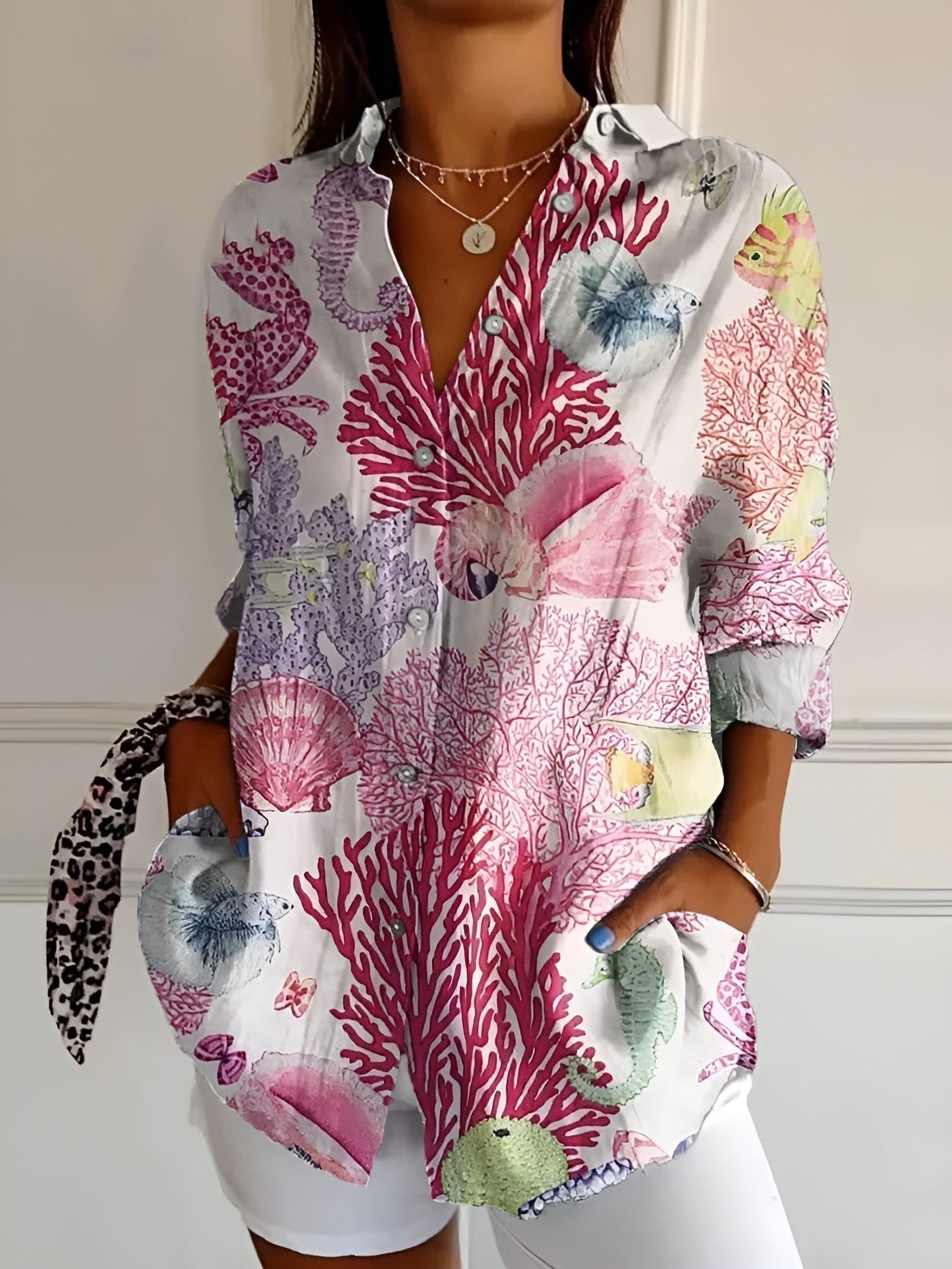Cerelia™ - Stilren Blus med Blommigt Mönster